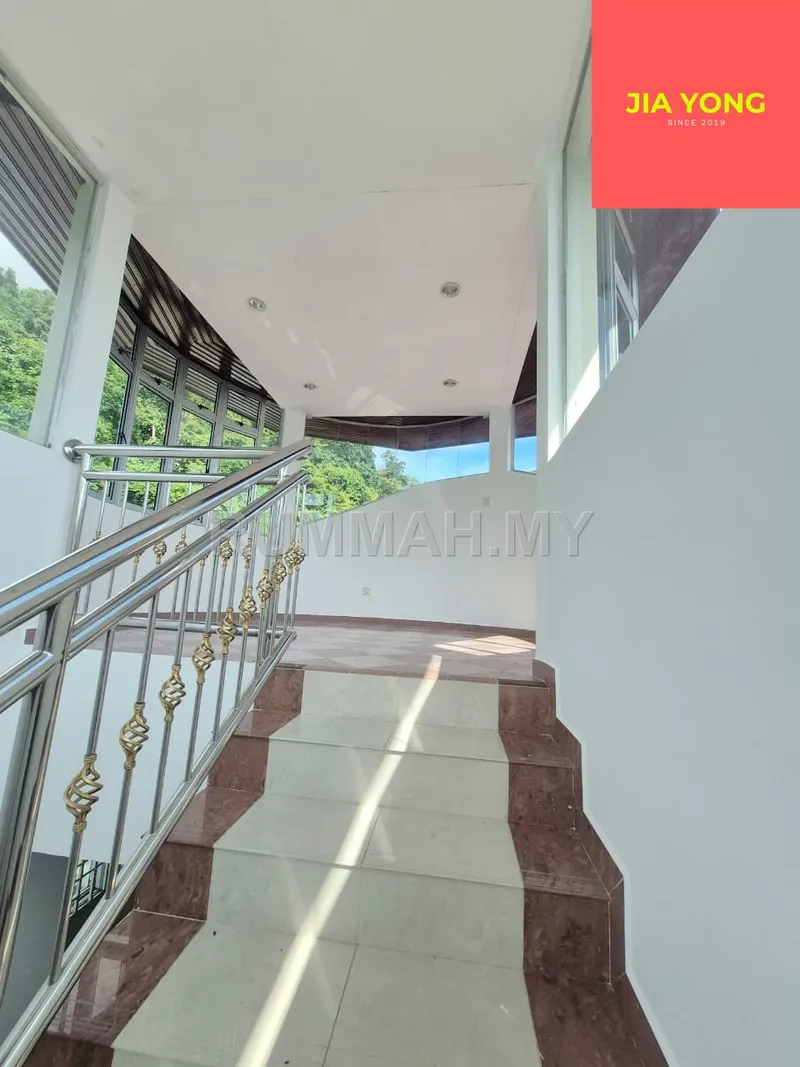 house in Bukit Jambul, Penang — photo 3