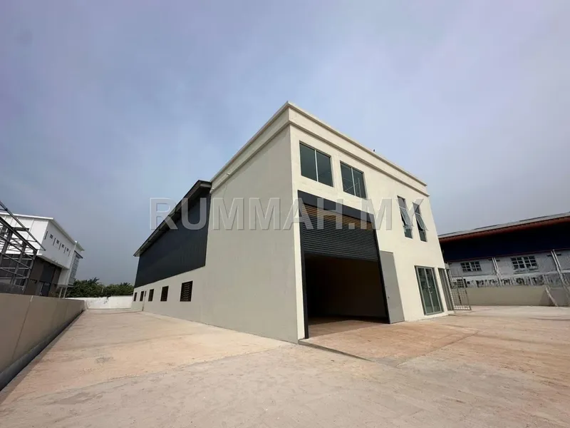 Factory for Sale @ Kawasan Perindustrian Valdor, Valdor | Freehold I Land Area 14283 sqft