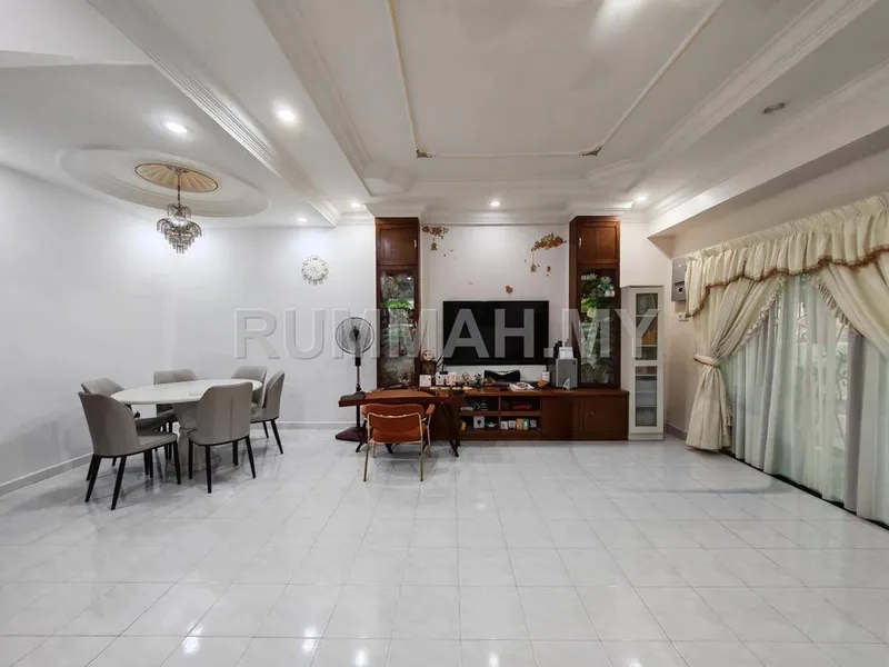 house in Tanjung Bungah, Penang — photo 2