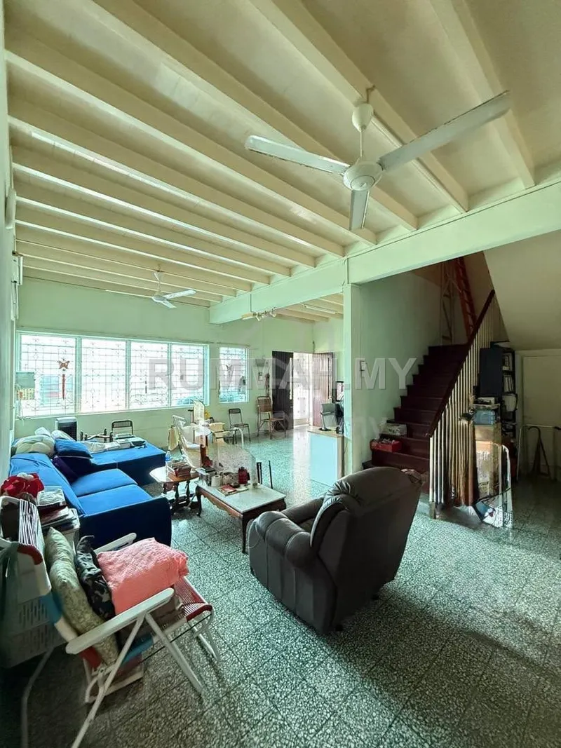 4-bedroom house in Jelutong, Penang for sale — 2 Storey Semi-D for Sale @ Jalan Thomas, Bukit Dumbar Jelutong ，Freehold
