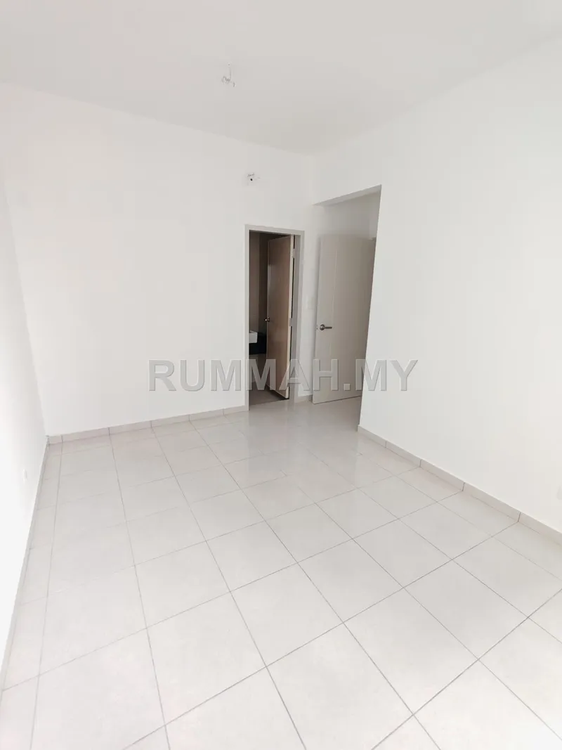 3-bedroom condo in Gelugor, Penang for rent — Ideal Venice Residency Original Unit @ Gelugor [ FOR RENT] 