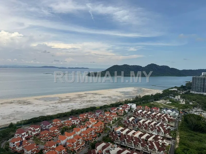 condo in Gelugor, Penang — photo 3