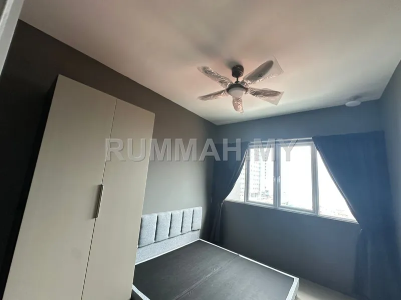 condo in Gelugor, Penang — photo 3