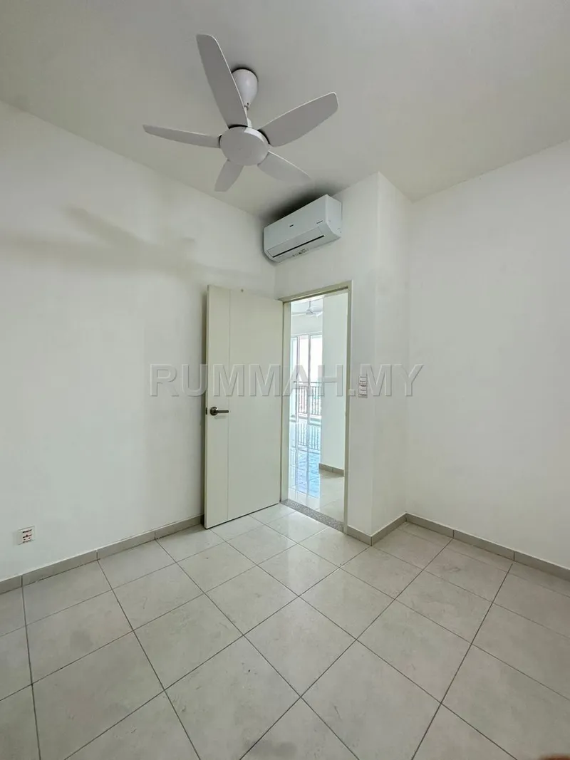 condo in Gelugor, Penang — photo 2