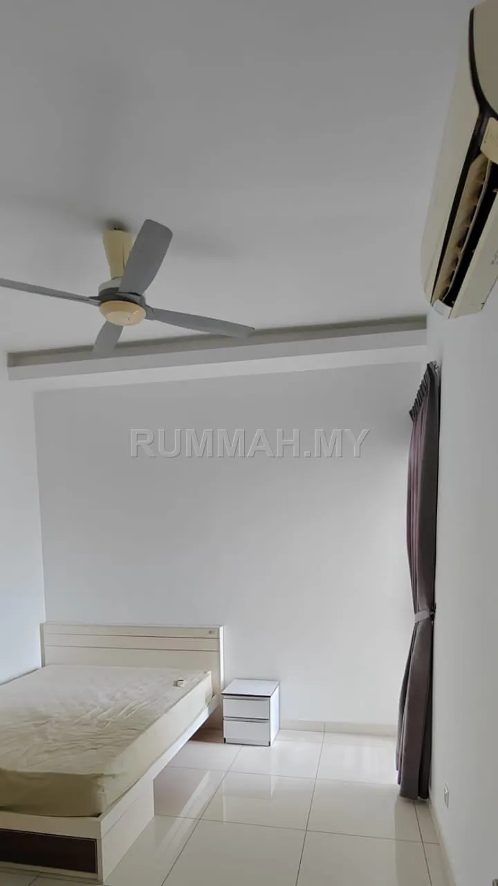 condo in Gelugor, Penang — photo 3