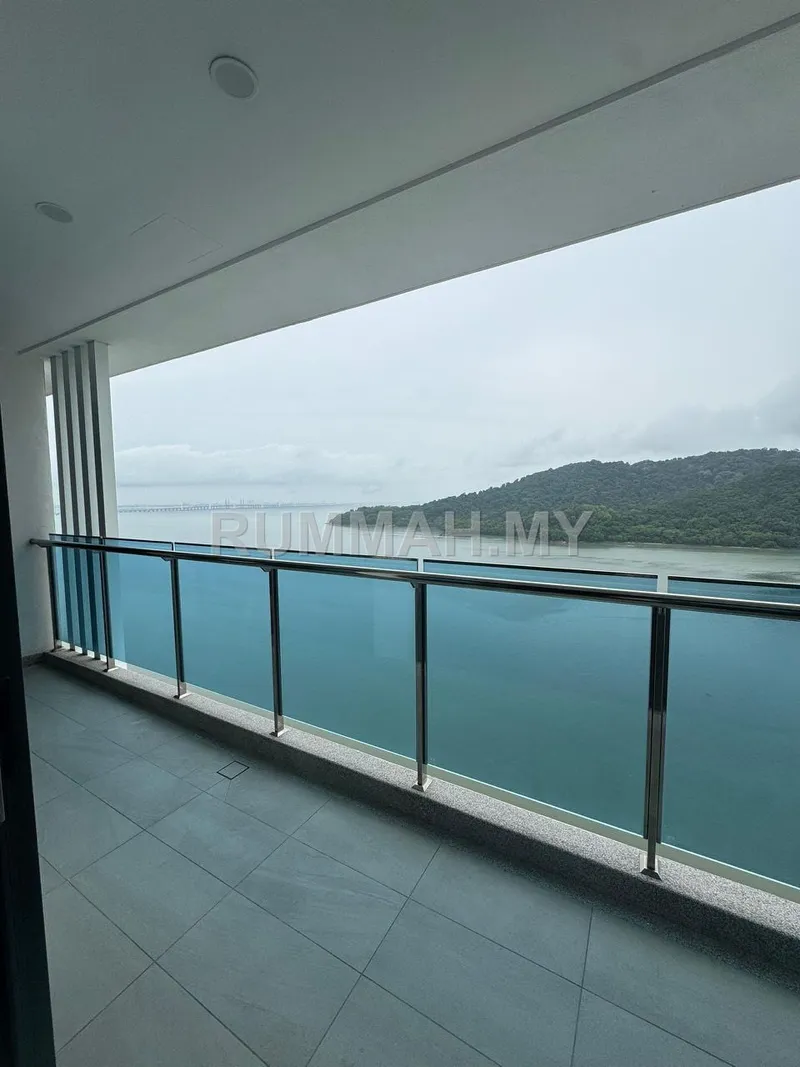 3-bedroom condo in Bayan Lepas, Penang for sale — Queens Residences Q1, Bayan Lepas | Seaview