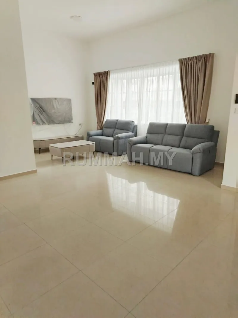 4-bedroom condo in Tanjung Tokong, Penang for rent — Town House/Duplex for Rent @ Tanjung Park, Tanjung Tokong | Full Furnished