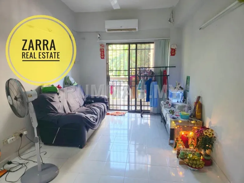 3-bedroom condo in Relau, Penang for sale — Taman Desa Relau 2 750Sqft Partially Renovated Furnished 1 Carpark