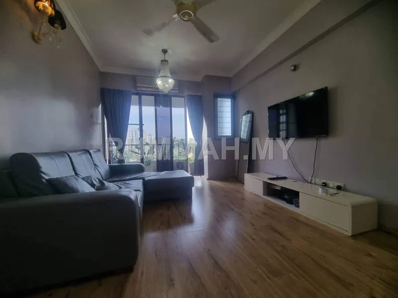 3-bedroom condo for sale in Tanjung Tokong, Penang - Marina Bay Unblock View 2 Car Park