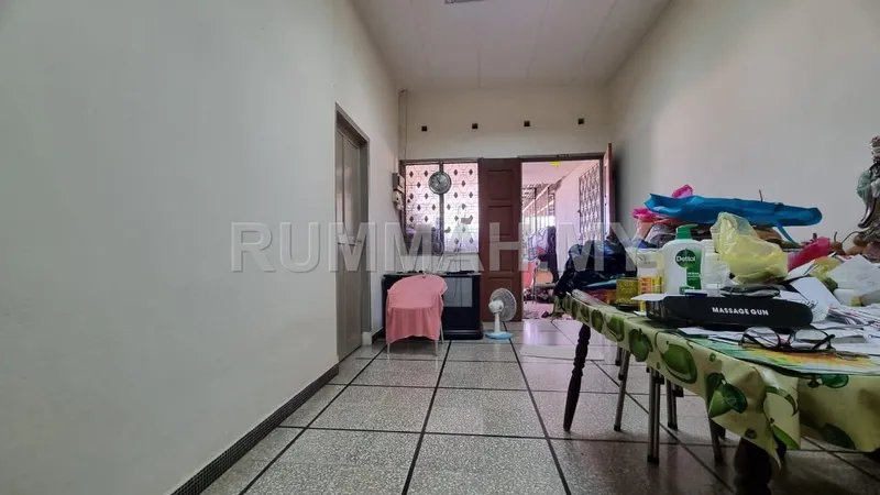 3-bedroom house in Tanjung Bungah, Penang for sale — Tanjung Bungah Single Storey Terrace 