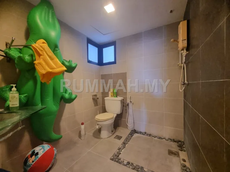condo in Batu Ferringhi, Penang — photo 3