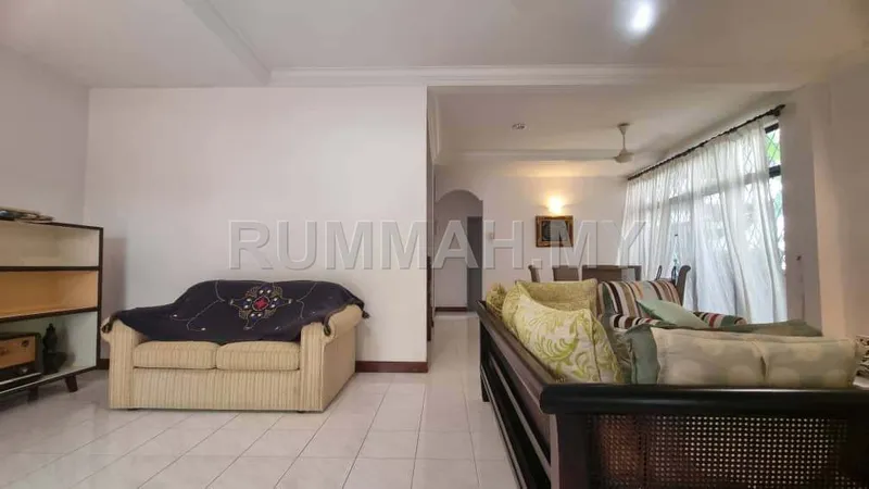 house in Batu Ferringhi, Penang — photo 2
