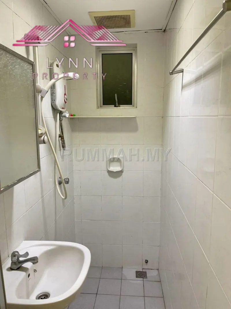 condo in Jelutong, Penang — photo 2