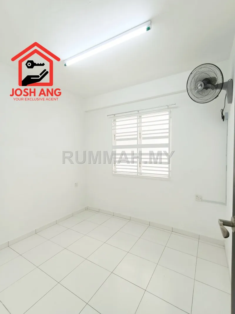condo in Tanjung Tokong, Penang — photo 3