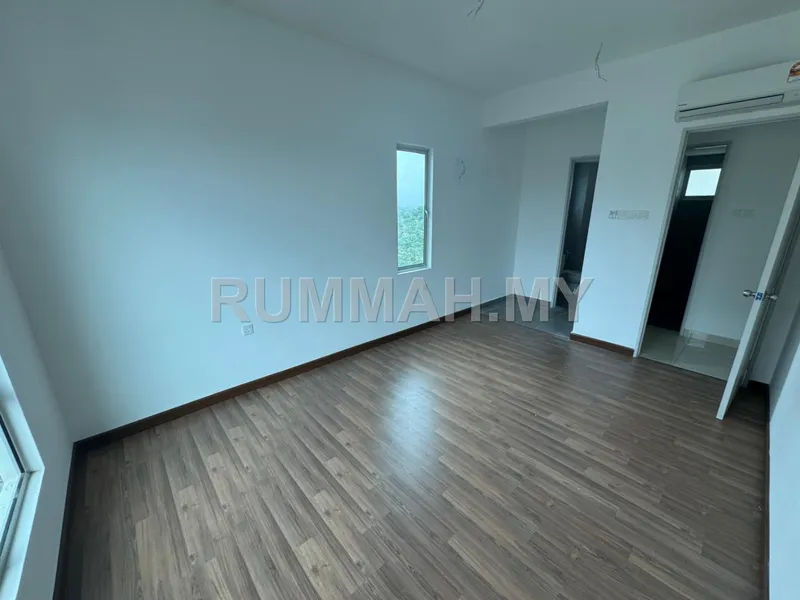 condo in Machang Bubok, Penang — photo 3
