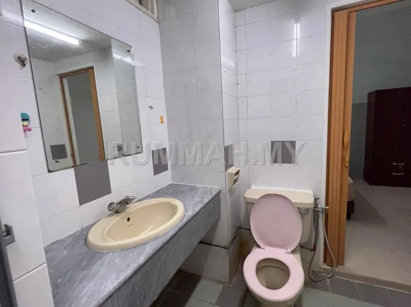 condo in George Town, Penang — photo 3