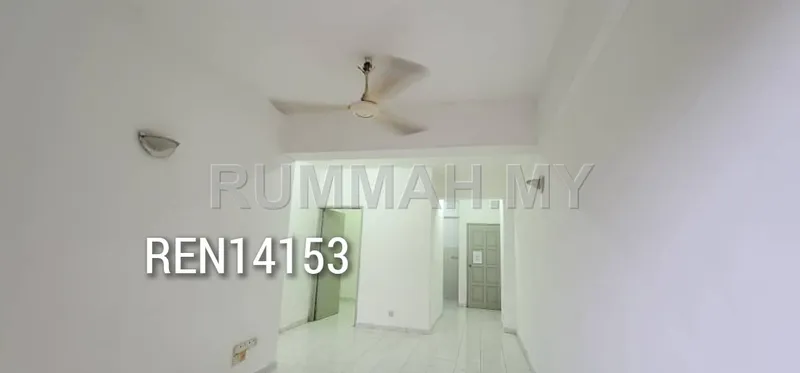 3-bedroom condo in Relau, Penang for sale — Taman Desa Relau 2 @ key on hand