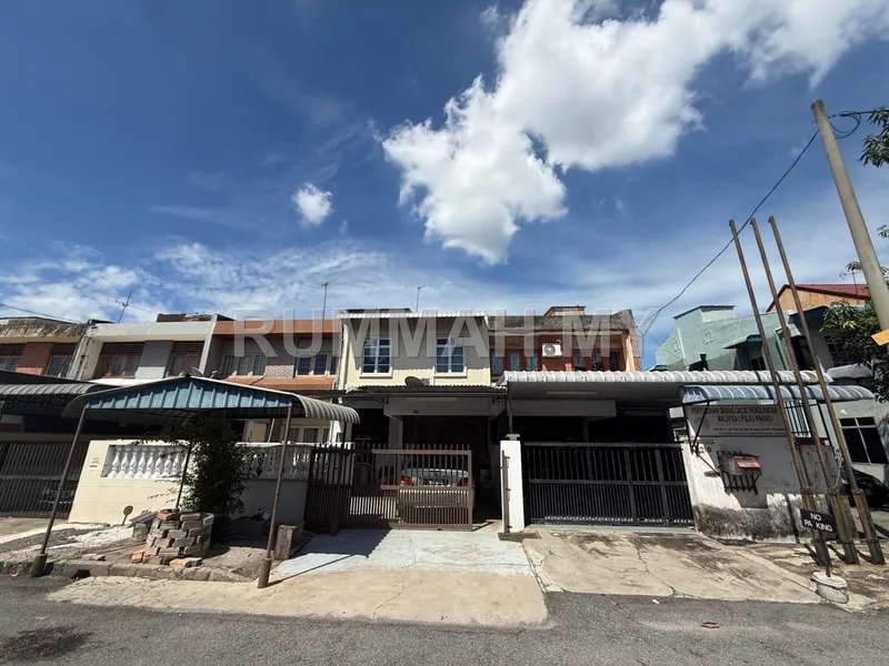 4-bedroom house in Bukit Mertajam, Penang for sale — Taman Bunga Raya 2-Storey Terrace 1400sf Fully Renovated Bukit Mertajam
