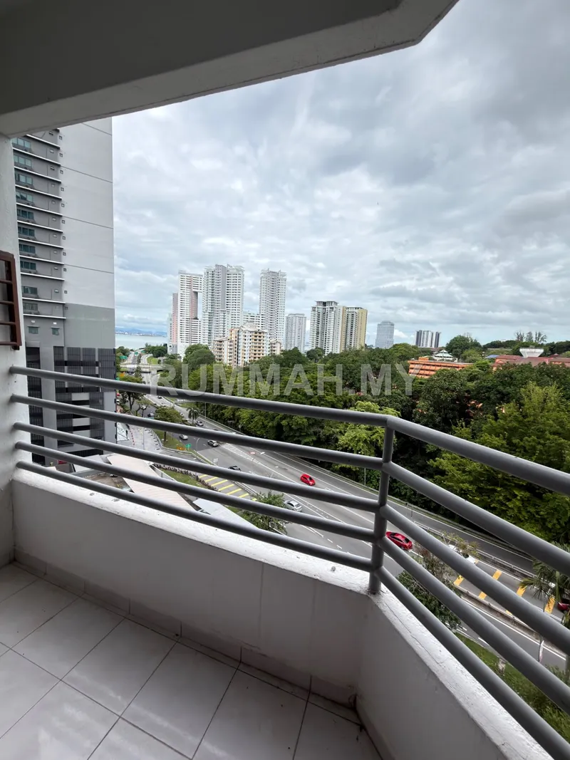 condo in Gelugor, Penang — photo 3