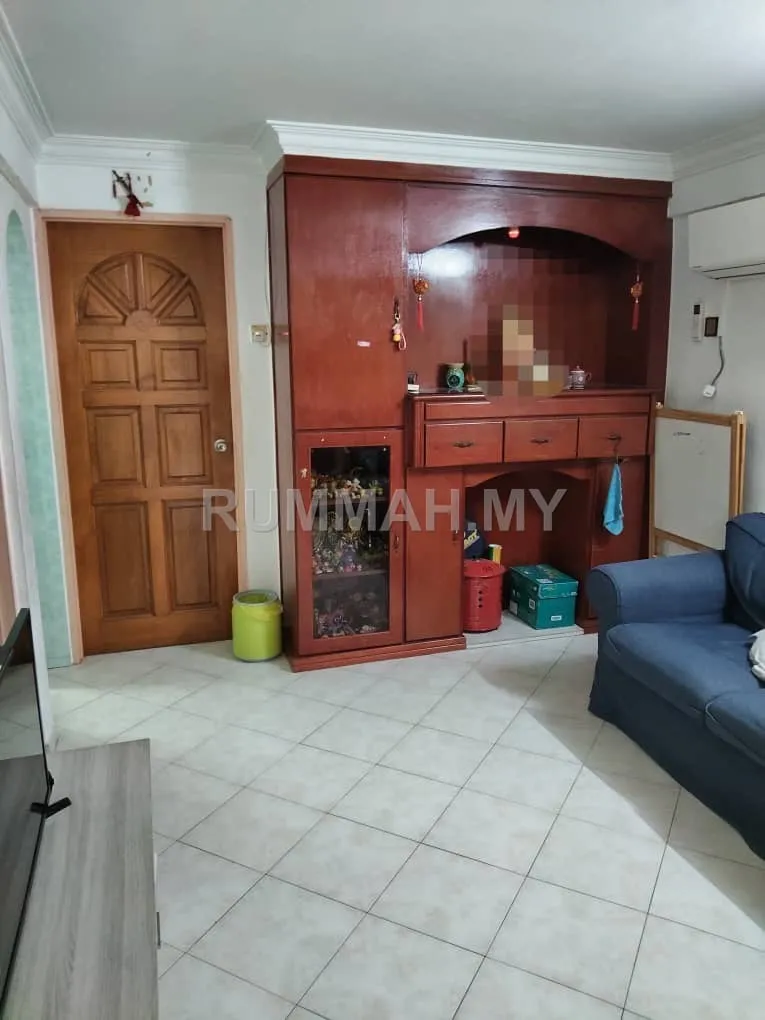 Flat for Sale @, Sungai Ara | Partly Furnished
