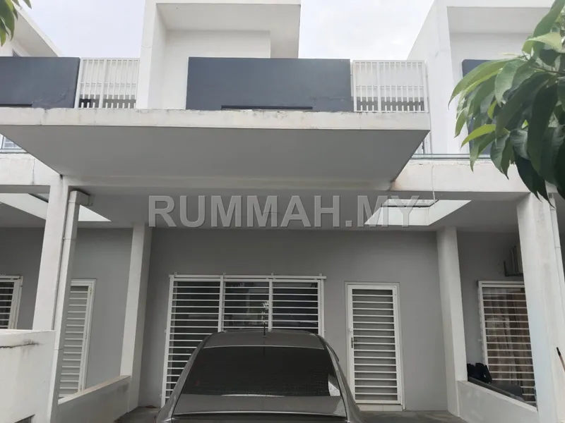 2-bedroom house in Cybersouth , Selangor for rent — 2-Storey Terraced House for Rent @ Casa Green, Cybersouth | Basic Reno