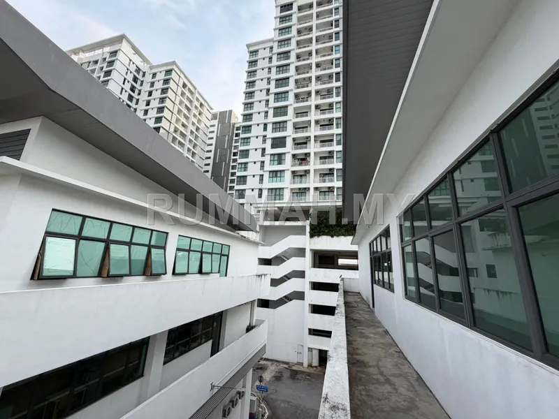 commercial in Alma, Penang for sale — Mahkota Promenade Alma Rare Corner Commercial Shoplot For Sale RM518K Alma Mahkota Promenade 稀有角头商业店铺出售 RM51.8万（免费律师费）
