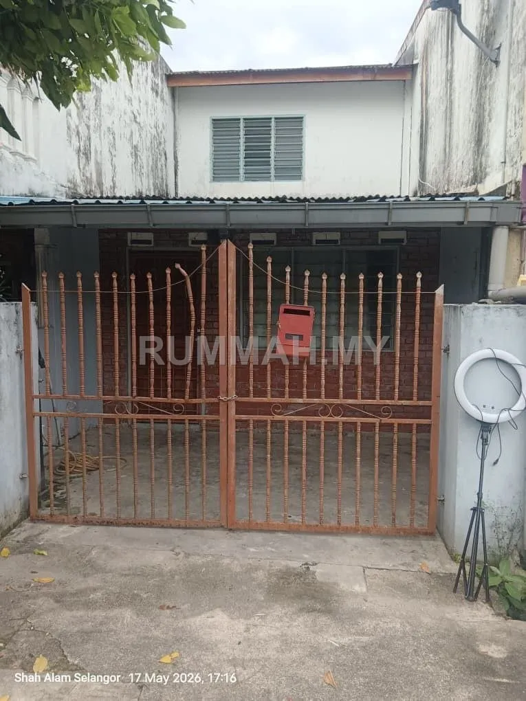 3-bedroom house in Taman Subang Baru, Shah Alam, Selangor for sale — Double Storey Terrace House |  Taman Subang Baru, Shah Alam, Selangor