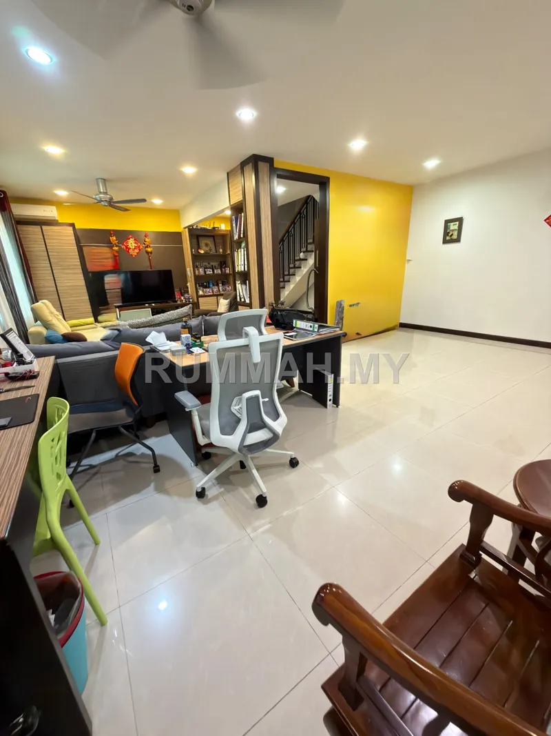 5-bedroom house in Batu Uban, Penang for sale — 2 storey semi detached house Pantai Jerjak extended and renovated