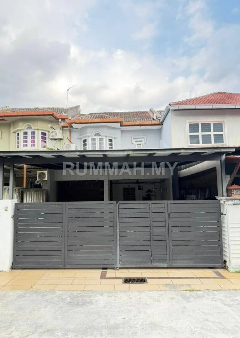 Renovated & Extended Double Storey Terrace, Impian Jaya, Saujana Impian Kajang