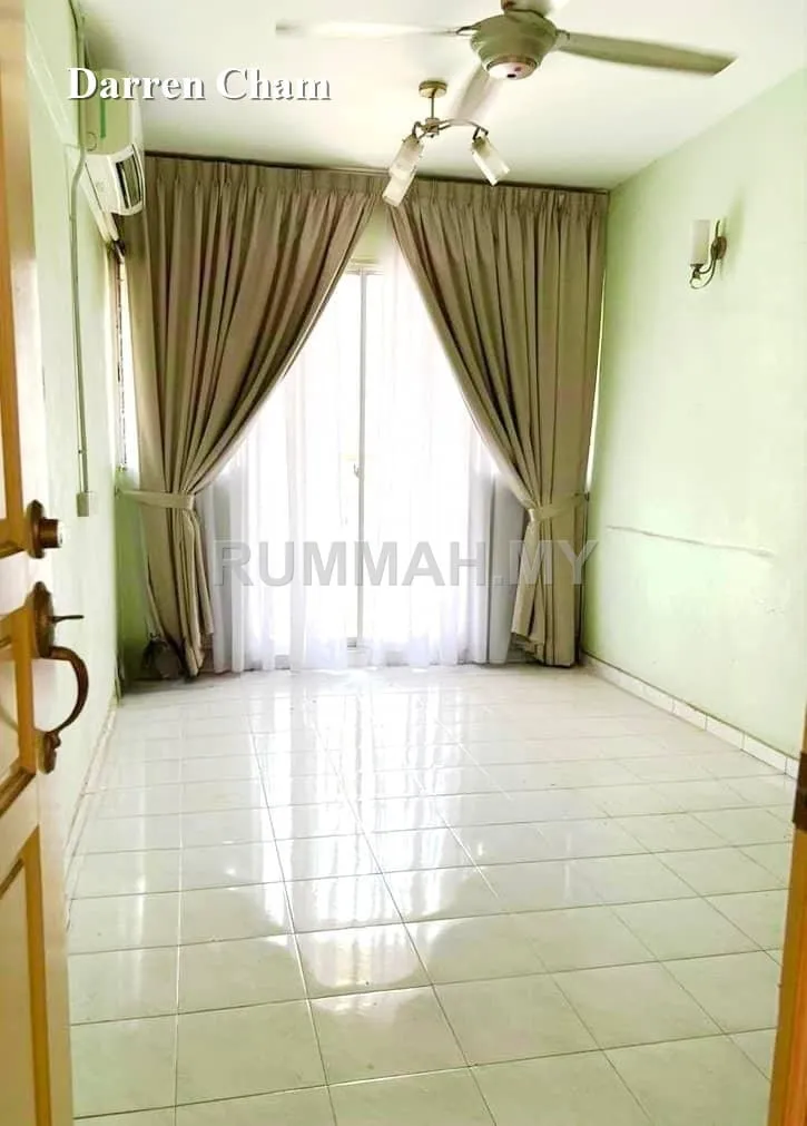 3-bedroom condo in Relau, Penang for sale — Apartment for Sale @ Taman Seri Sari, Relau | Partially Furnished