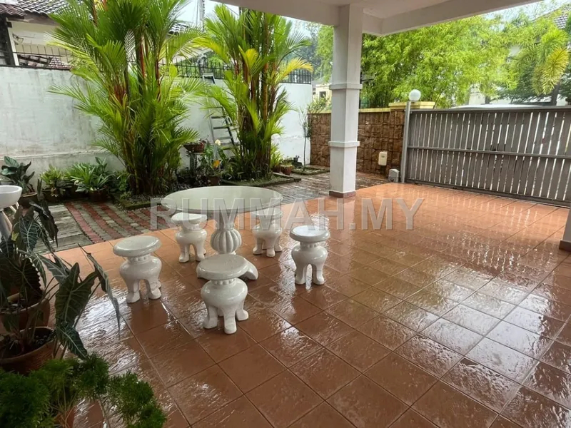 house in Batu Ferringhi, Penang — photo 2