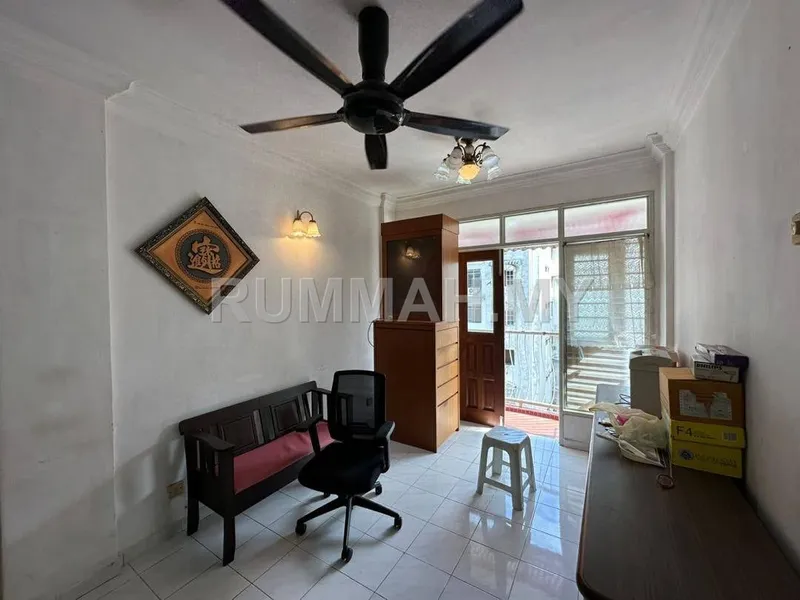 3-bedroom condo for sale in Air Itam, Penang - Tanjung court apartment farlim