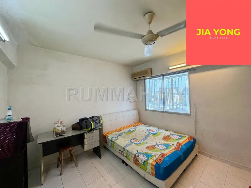 condo in Gelugor, Penang — photo 3
