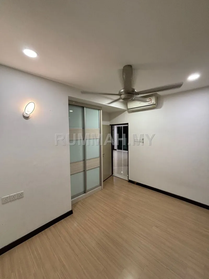 condo in Gelugor, Penang — photo 2