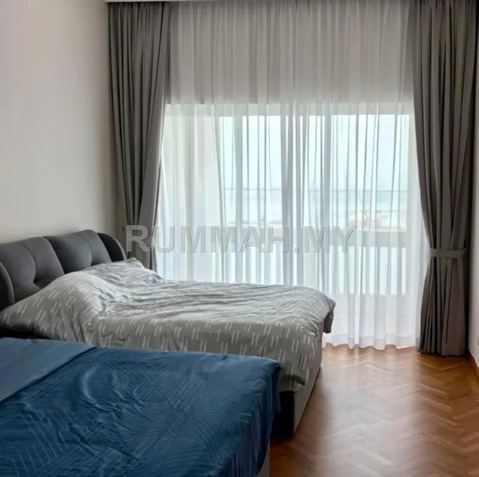 2-bedroom condo in Tanjung Tokong, Penang for rent — The Suites at Waterside(Straits Quay), Penang 