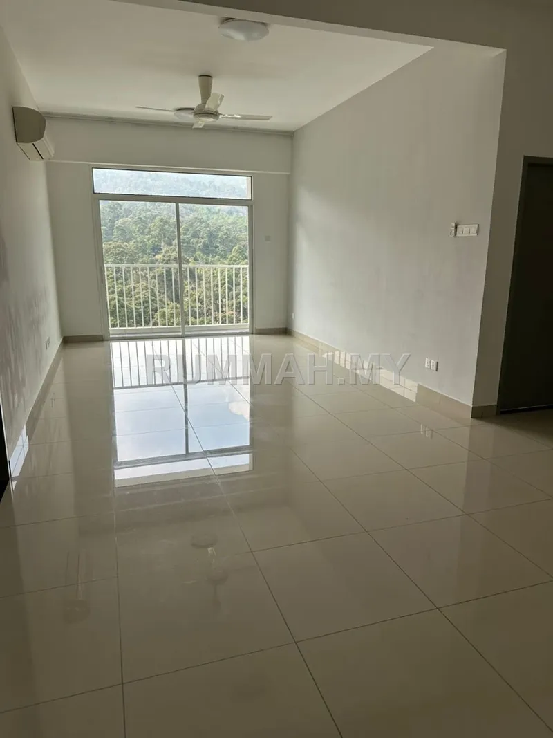 3-bedroom condo for sale in Sungai Ara, Penang - Setia Pinnacle @ Sungai Ara, , 2 Car Parks
