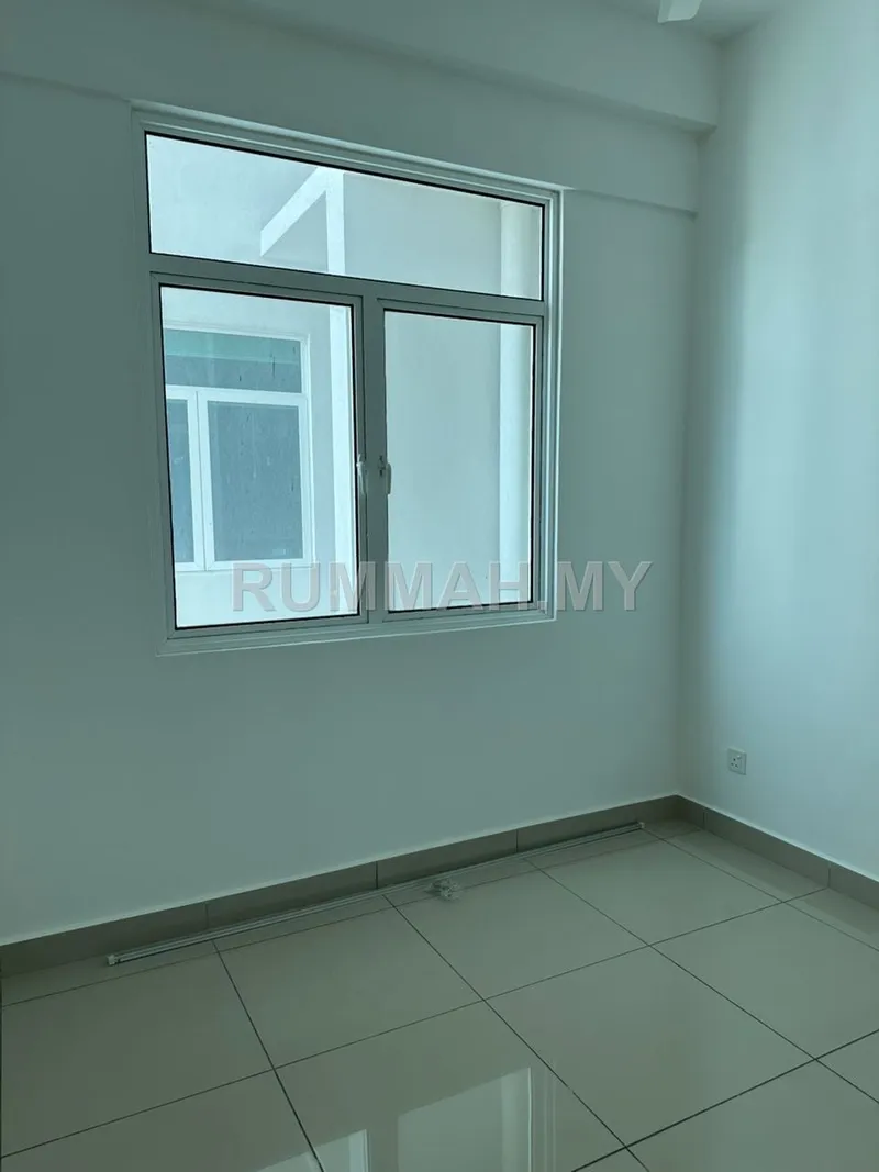 condo in Sungai Ara, Penang — photo 3