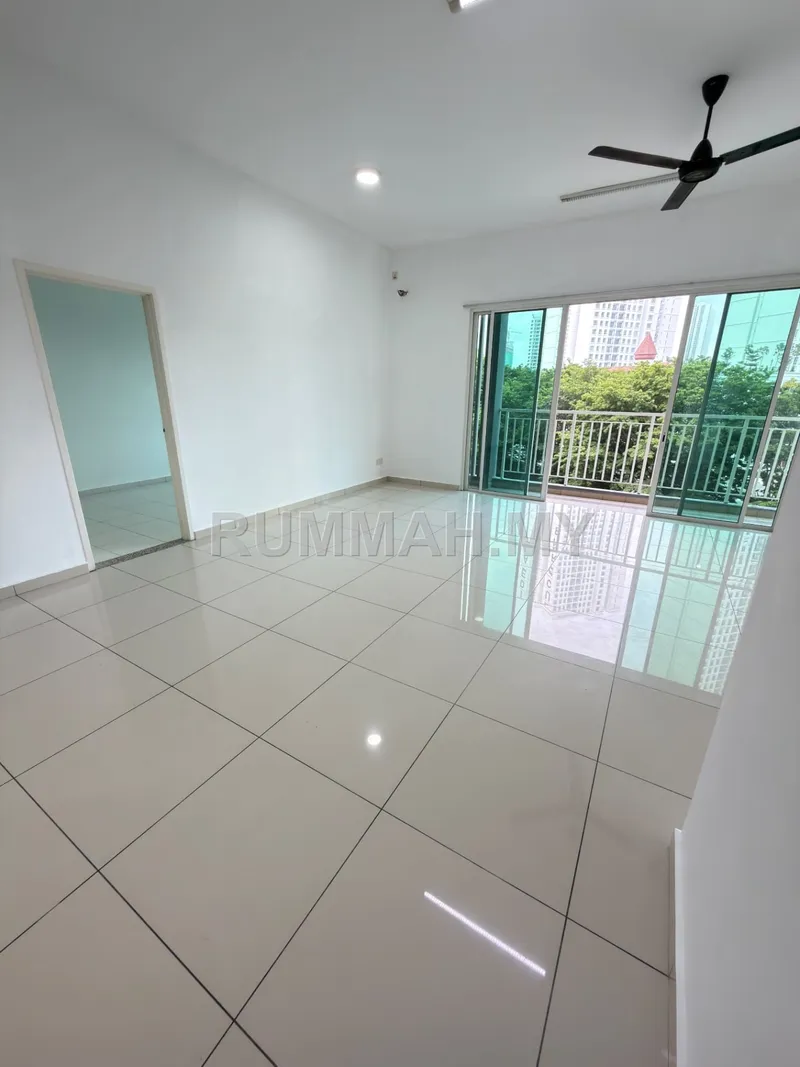 4-bedroom condo for sale in Sungai Ara, Penang