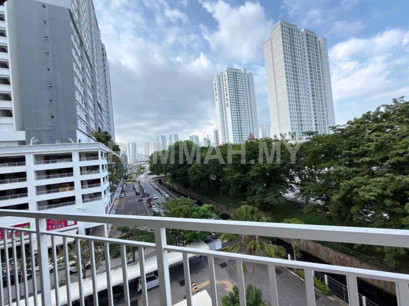 condo in Sungai Ara, Penang — photo 2