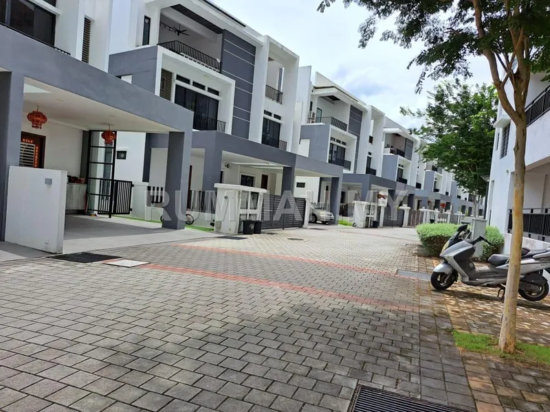 house in Sungai Ara, Penang — photo 2