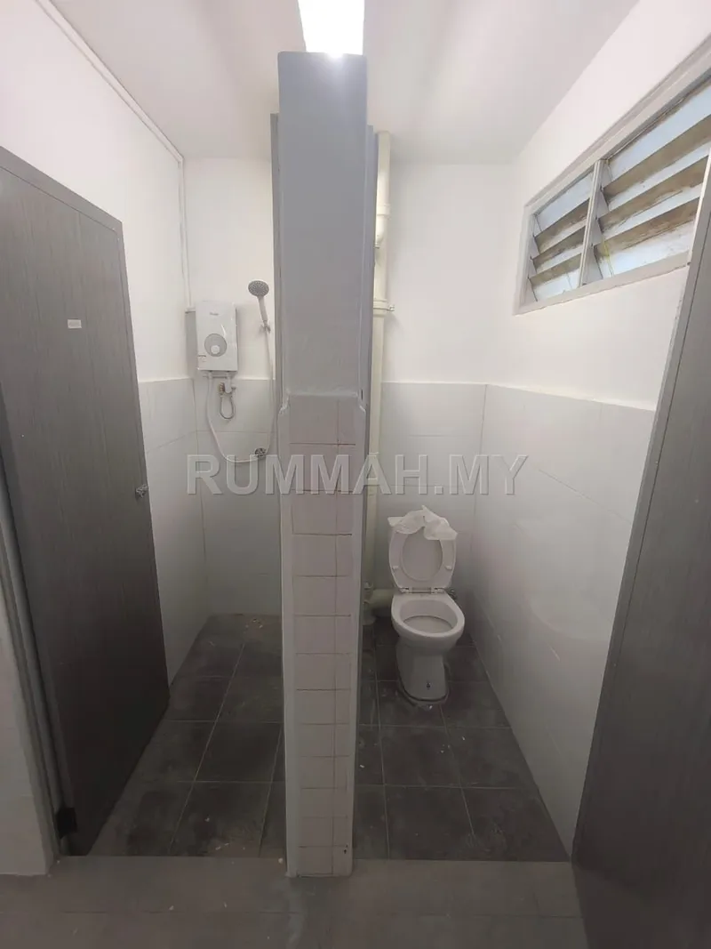condo in Jelutong, Penang — photo 2