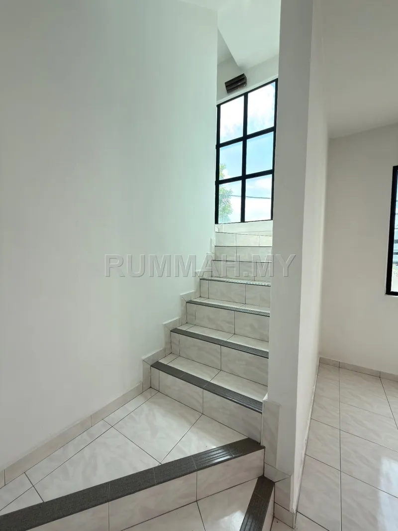 house in Sungai Nibong, Penang — photo 2