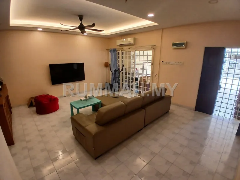 4-bedroom house in Sungai Ara, Penang for sale — Persiaran Kelicap Terrace , Sungai Ara