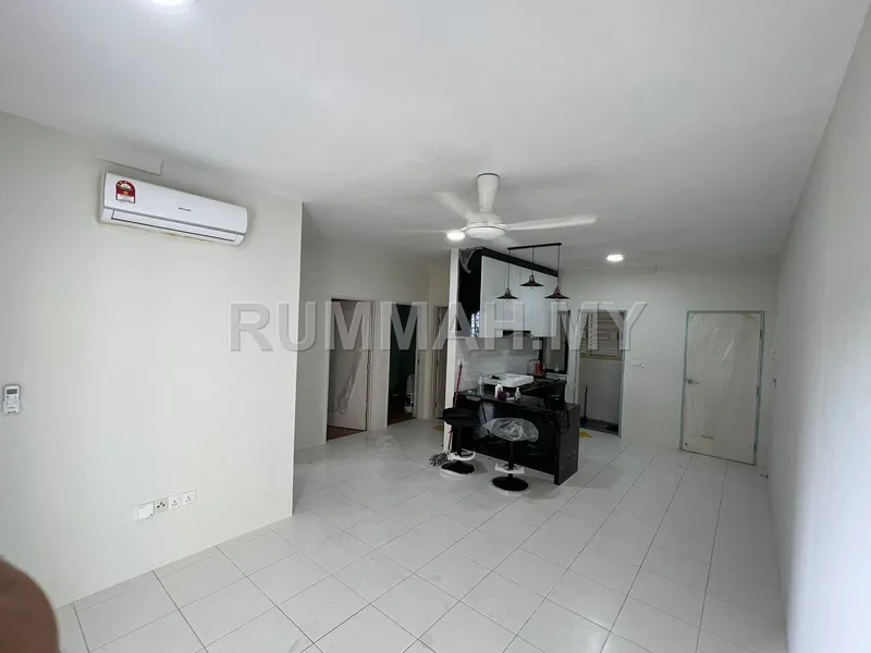 3-bedroom condo in Tanjung Tokong, Penang for rent —  tri pinnacle high floor fully furnished in tanjong tokong for rent