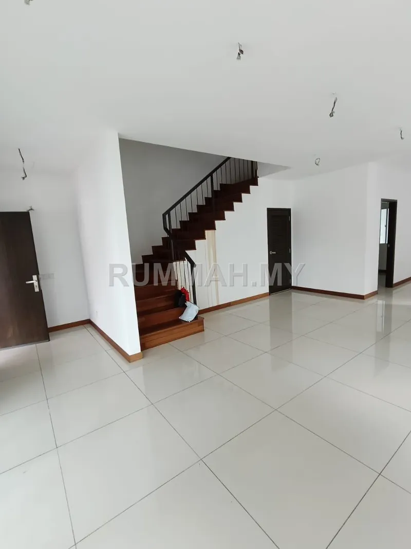 5-bedroom house in Bayan Lepas, Penang for sale — Setia Pearl Island Lengkok Nuri