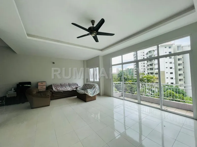 house in Bukit Jambul, Penang — photo 2