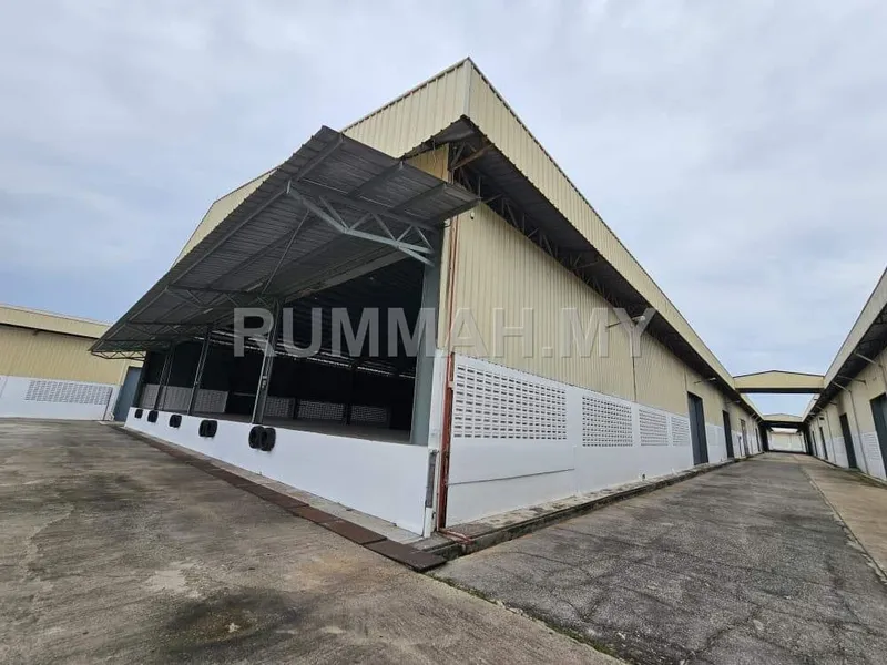 industrial in Labis, Johor — photo 2