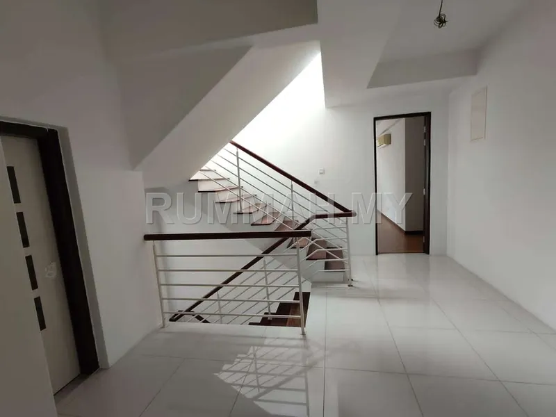 house in Batu Uban, Penang — photo 3