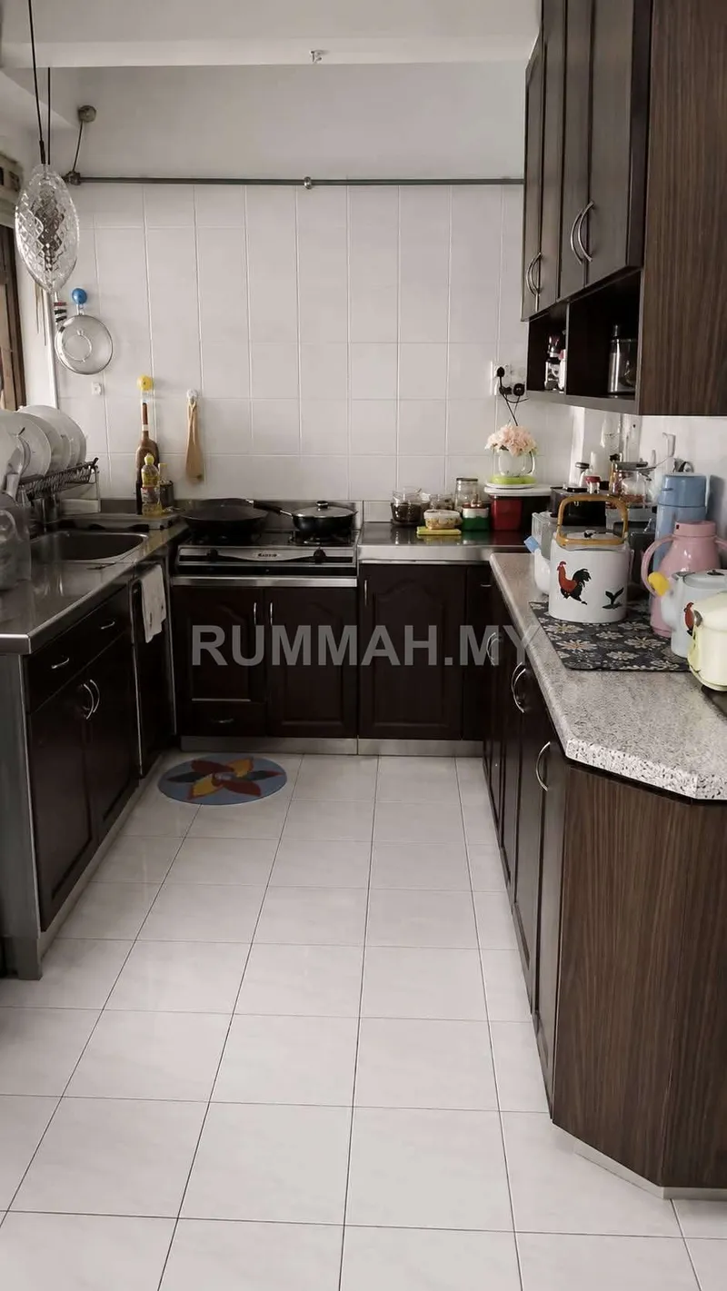 3-bedroom condo in Butterworth, Penang for sale — Pangsapuri Mesra Jaya Apartment Low Floor 1004sf 1CP Fully Renovated Butterworth
