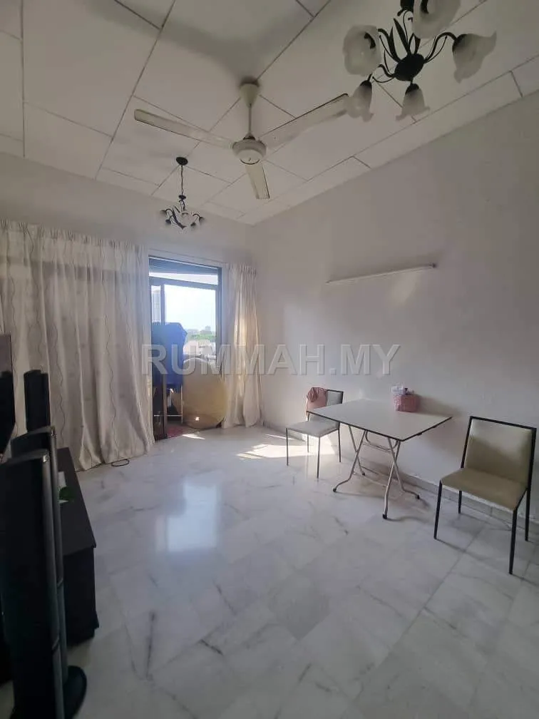 condo in Pulau Tikus, Penang — photo 3